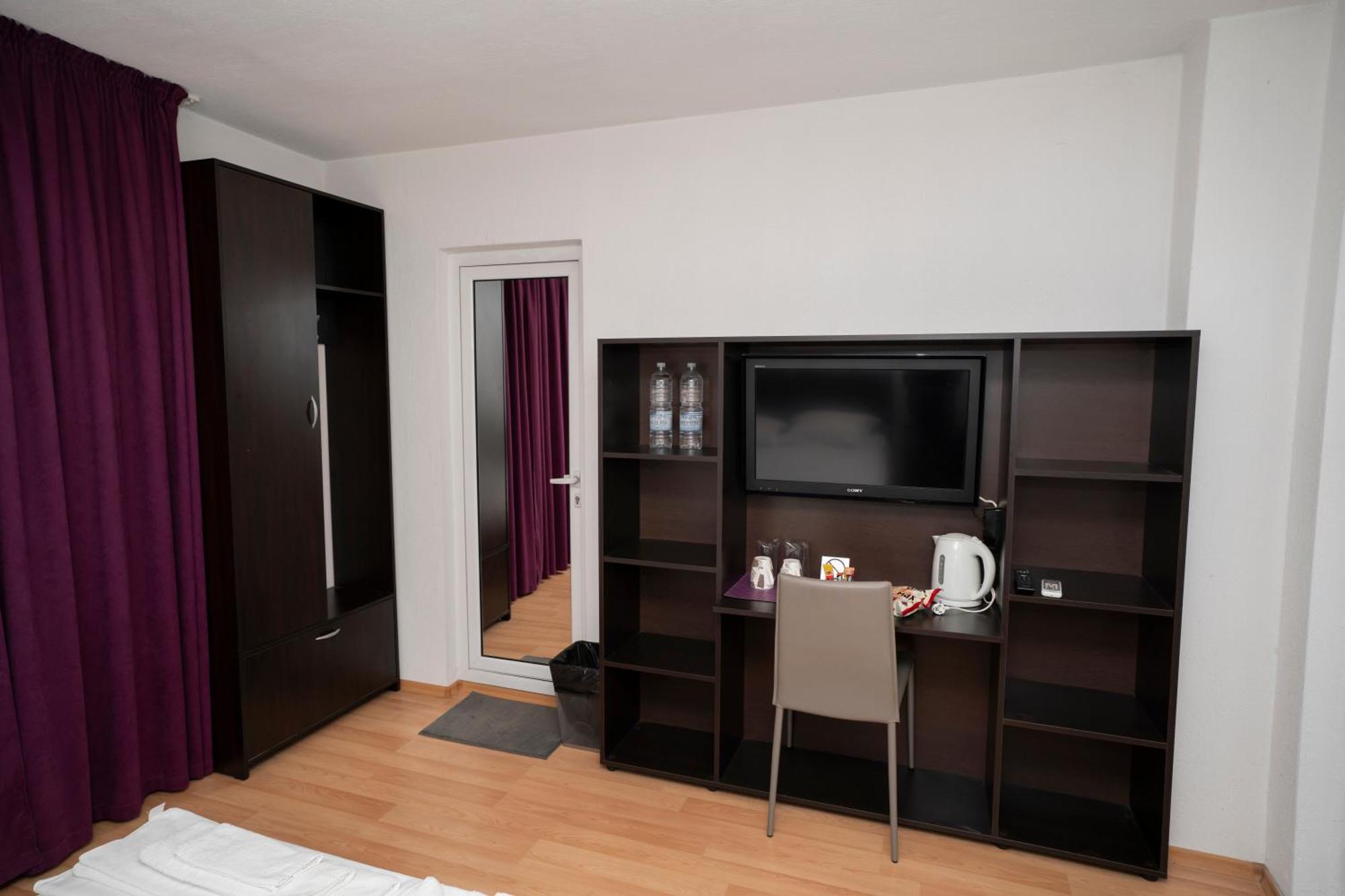 פטריך Guest House Traikovi מראה חיצוני תמונה