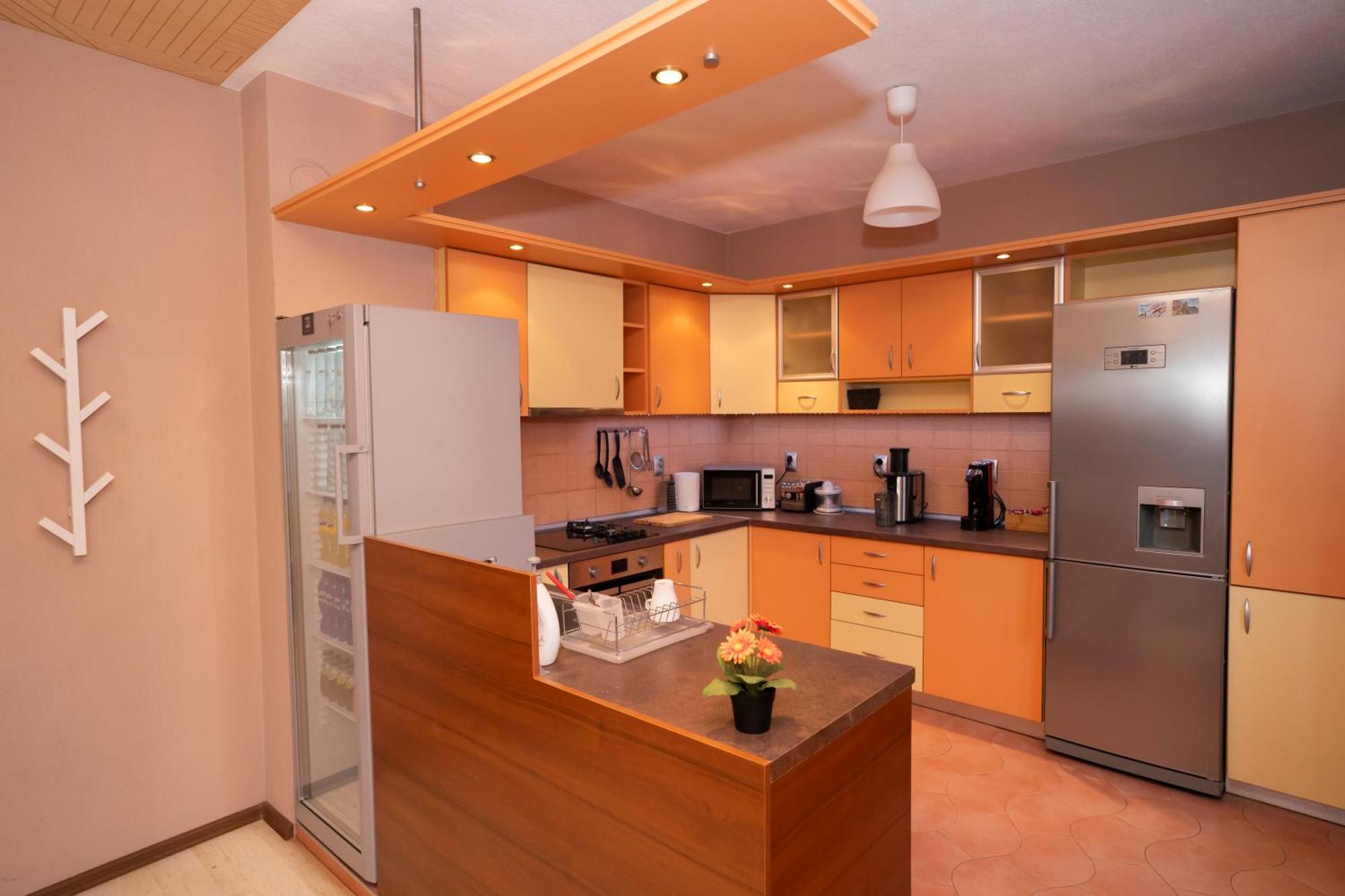 פטריך Guest House Traikovi מראה חיצוני תמונה