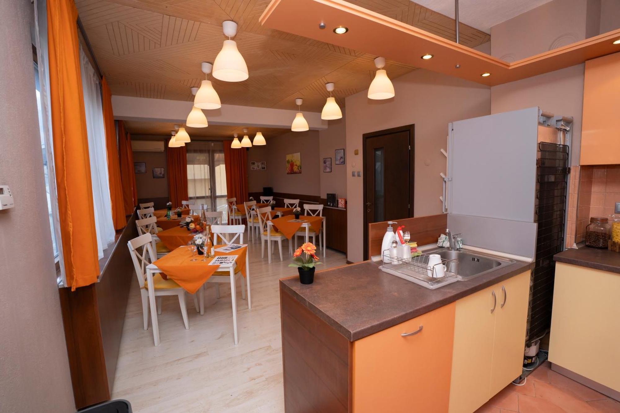 פטריך Guest House Traikovi מראה חיצוני תמונה