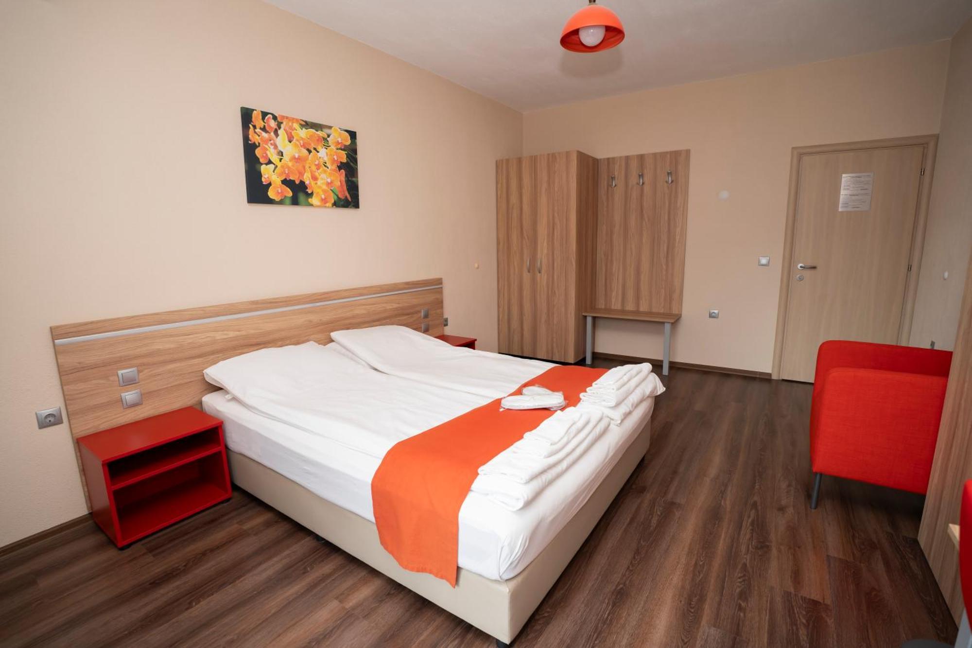 פטריך Guest House Traikovi מראה חיצוני תמונה