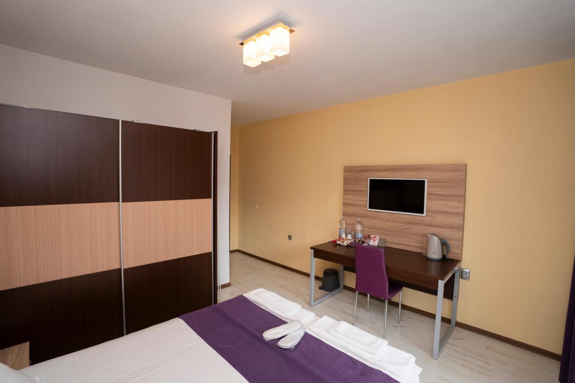 פטריך Guest House Traikovi מראה חיצוני תמונה