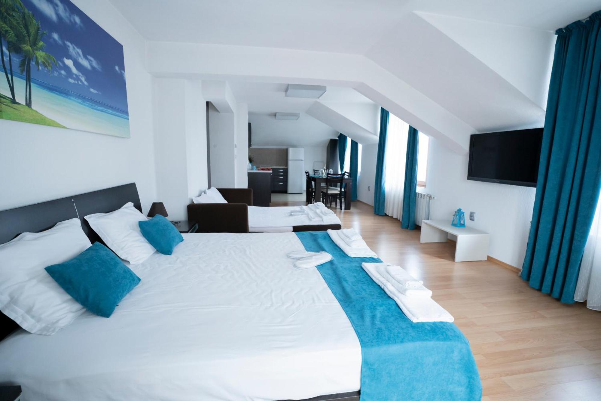 פטריך Guest House Traikovi מראה חיצוני תמונה