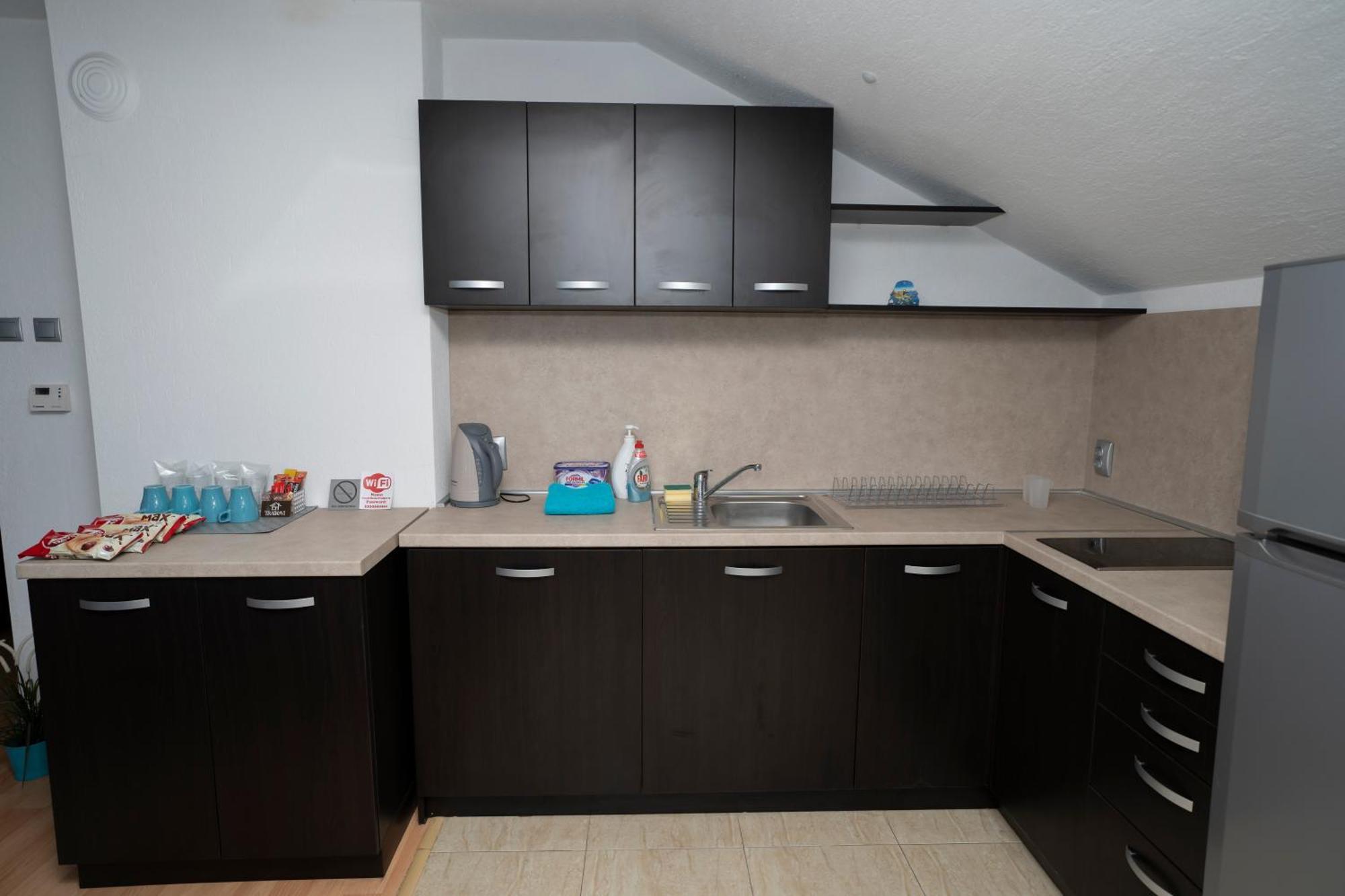 פטריך Guest House Traikovi מראה חיצוני תמונה