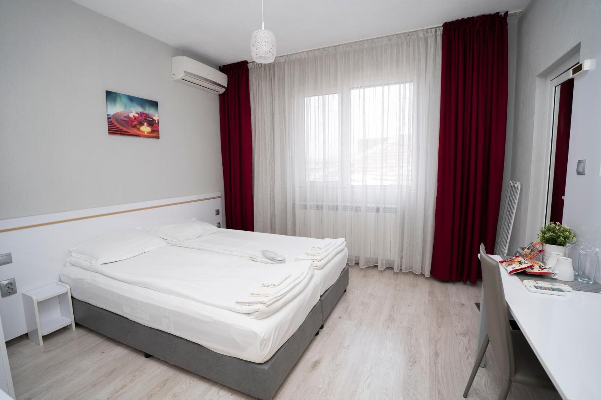 פטריך Guest House Traikovi מראה חיצוני תמונה